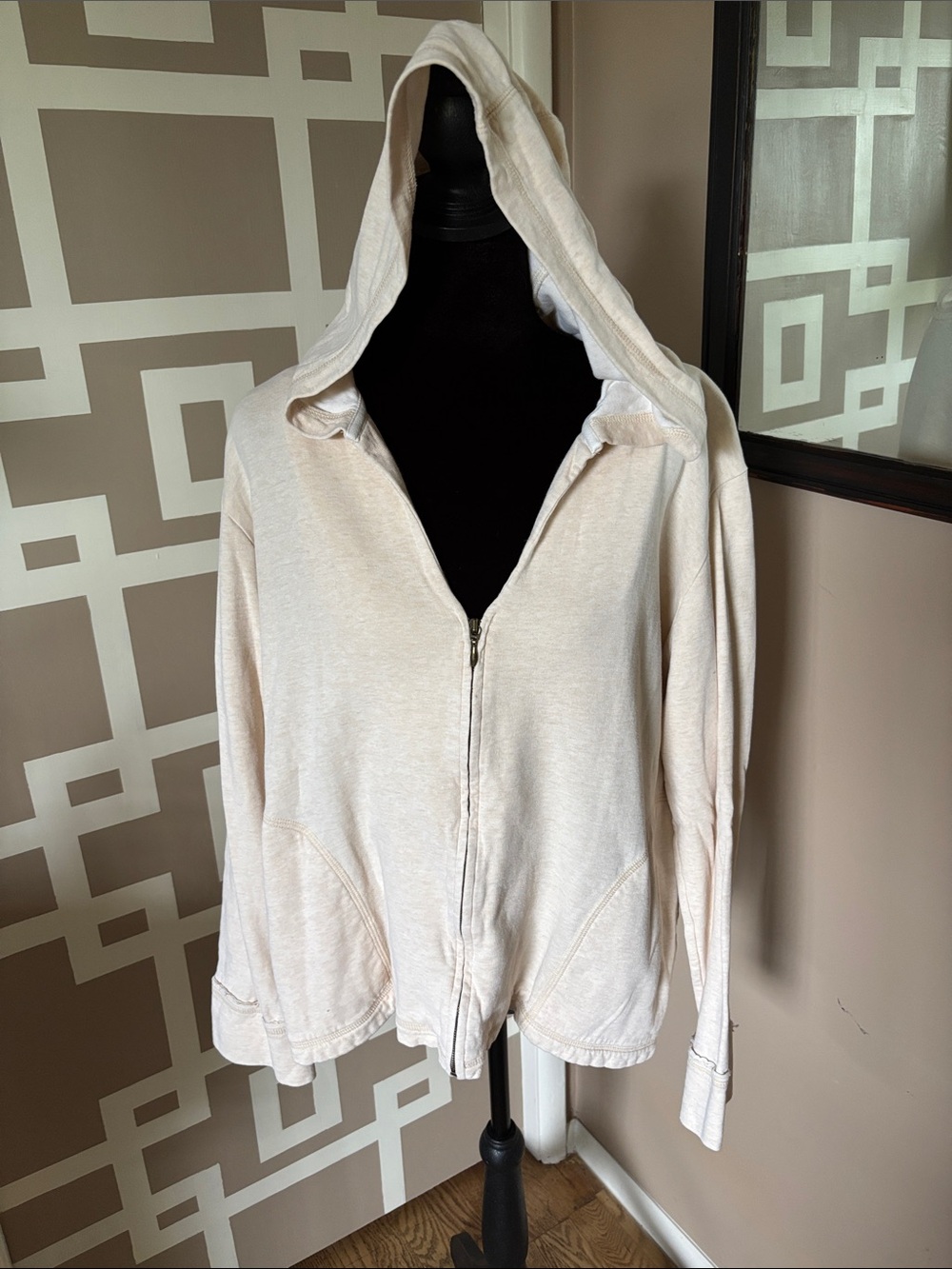 J. Jill Cream Lightweight Cream Hoodie Sz L, Curved Pockets EXC CONDITION